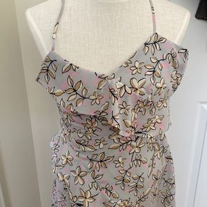 Beautiful dress especially for the summer. In good condition